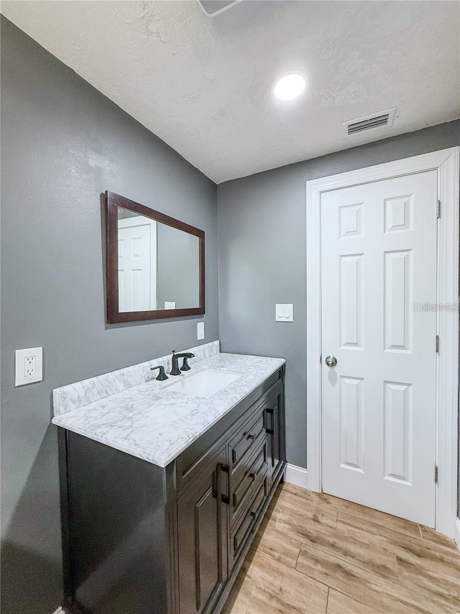8648 78TH PL — photo 20