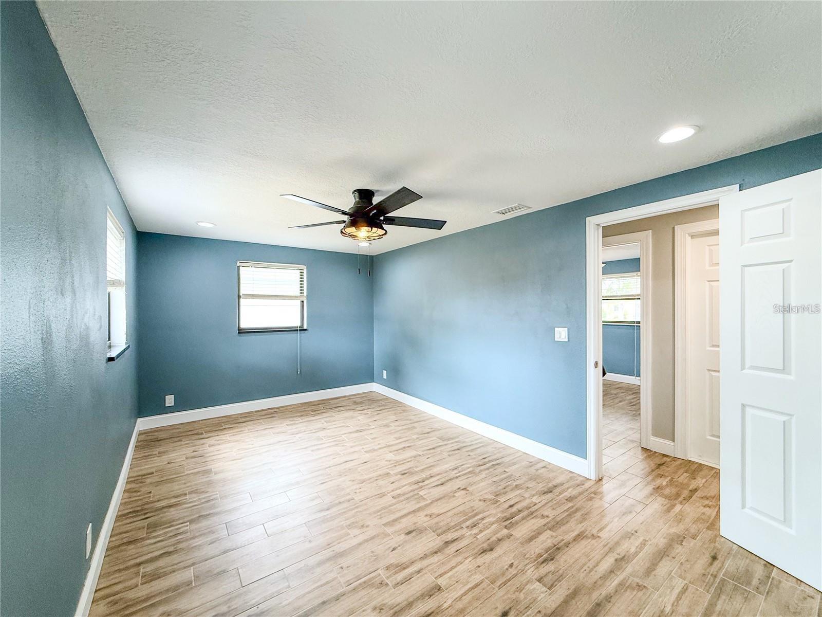 8648 78TH PL — photo 23