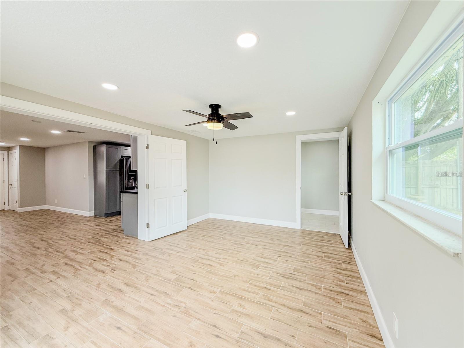 8648 78TH PL — photo 11