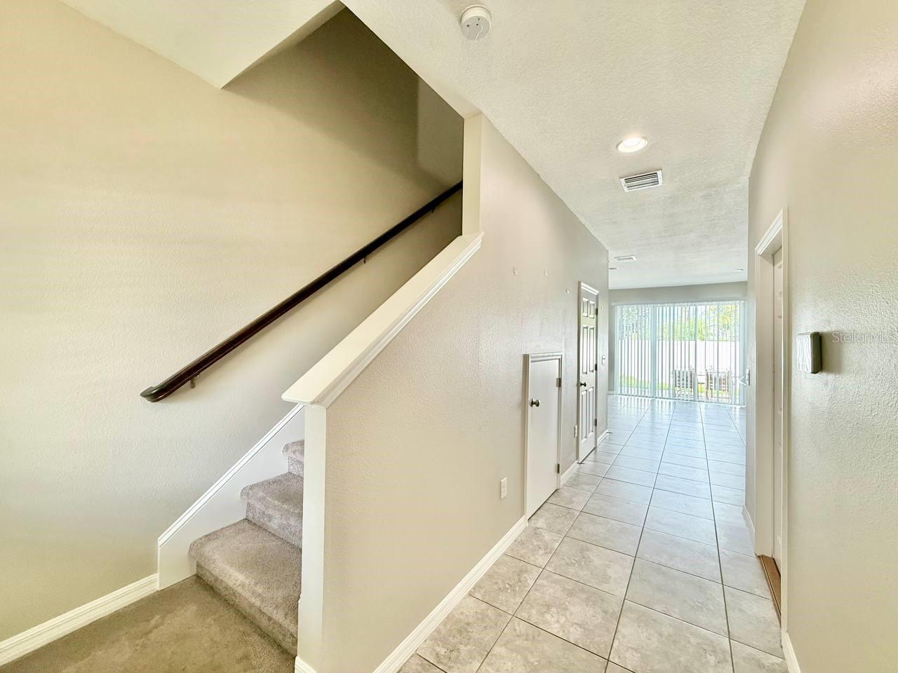 7123 SUMMER HOLLY PL — photo 2