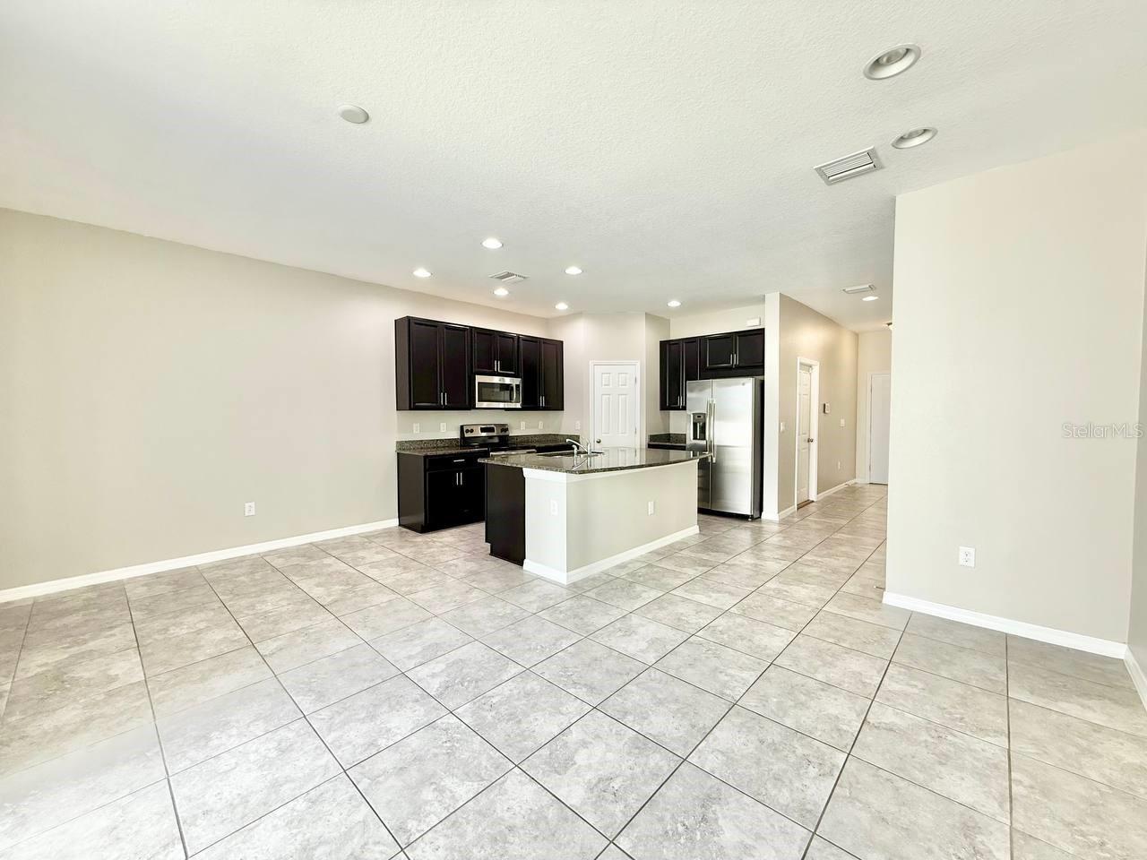 7123 SUMMER HOLLY PL — photo 11