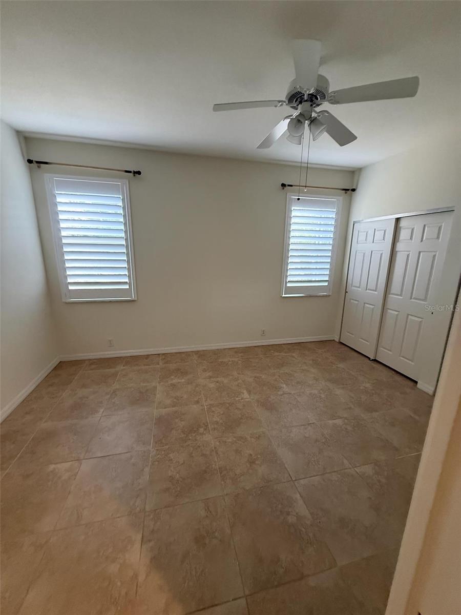 4398 SUMMERTREE RD — photo 14