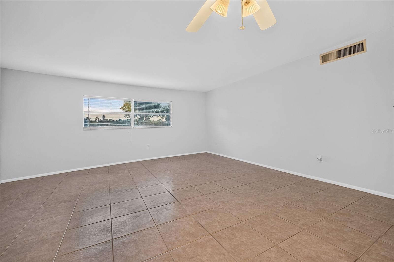 245 CENTER RD #109 — photo 10
