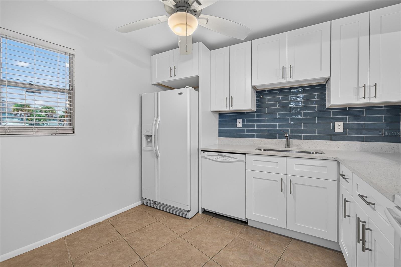 245 CENTER RD #109 — photo 3