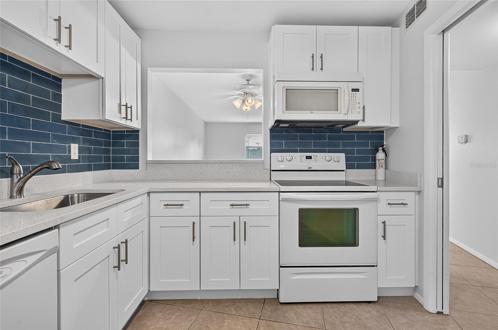 245 CENTER RD #109 — photo 4