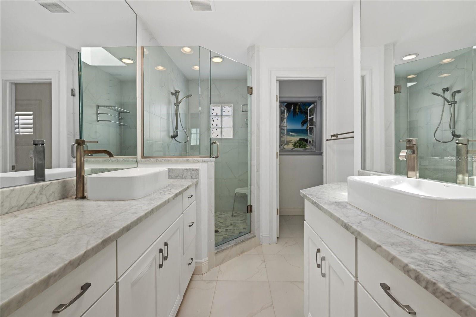 548 BEACH RD #A — photo 25
