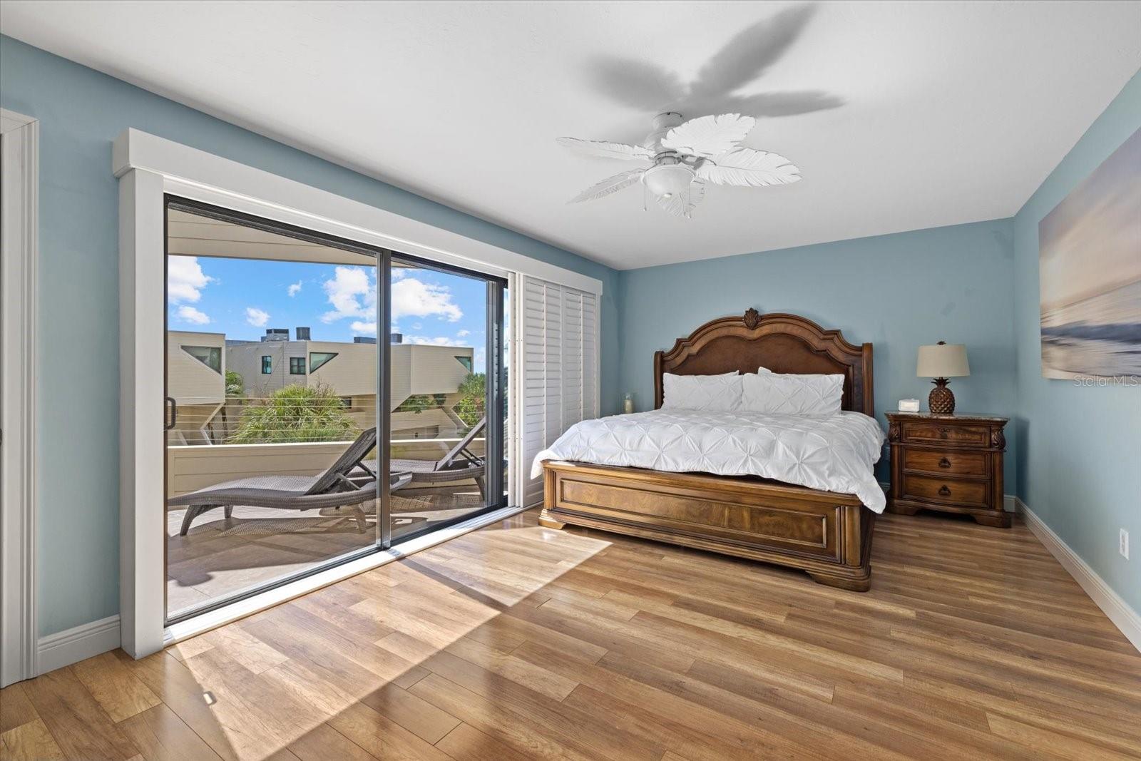 548 BEACH RD #A — photo 24