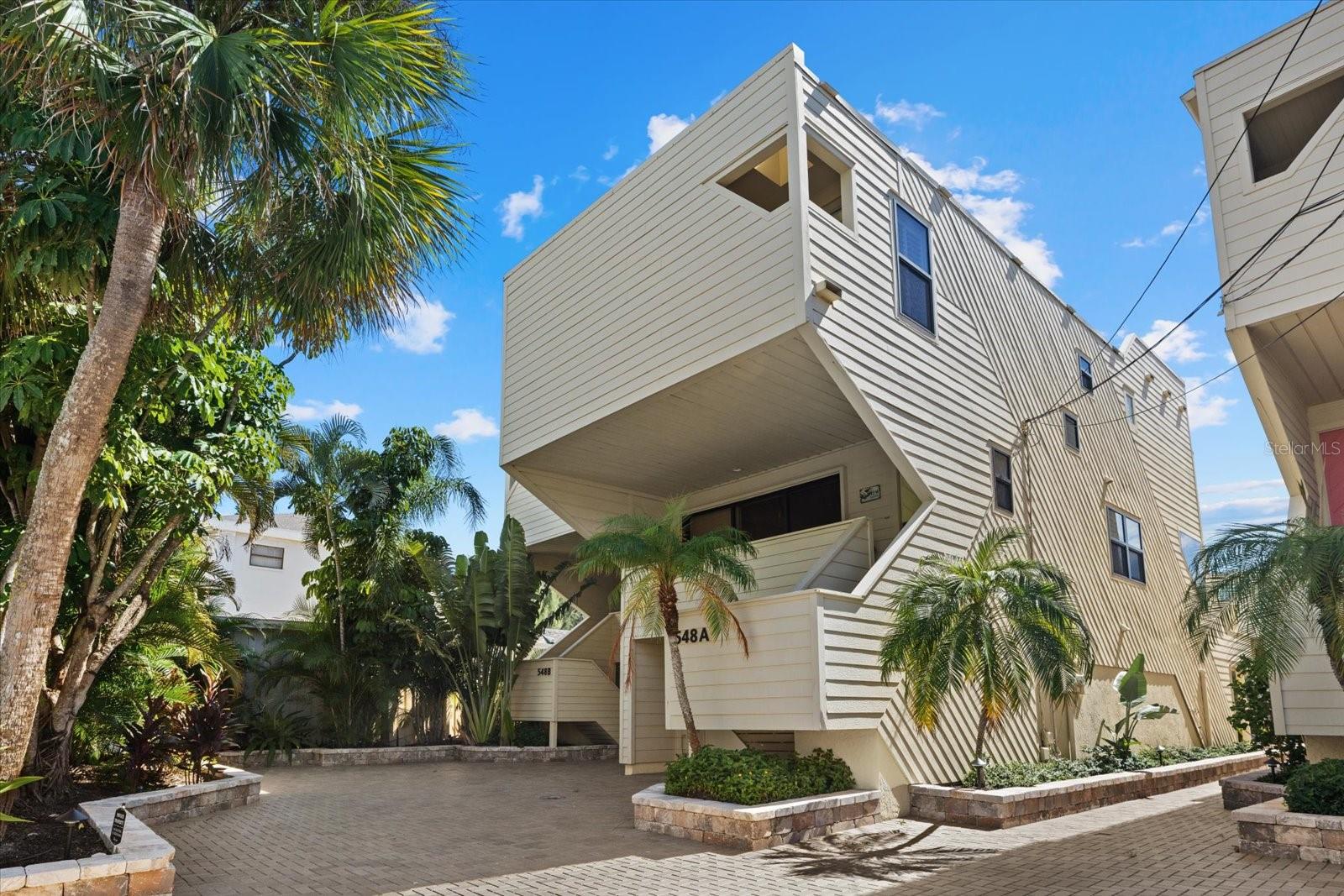548 BEACH RD #A — photo 31