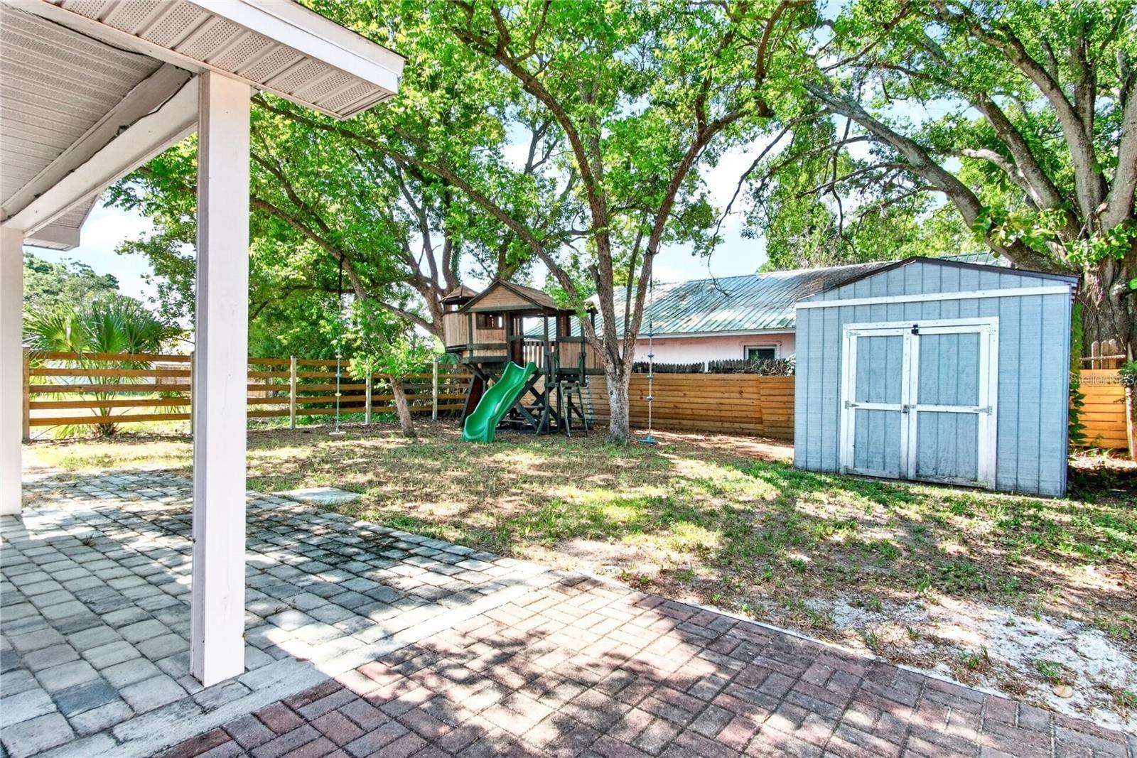 3608 W CARMEN ST — photo 21