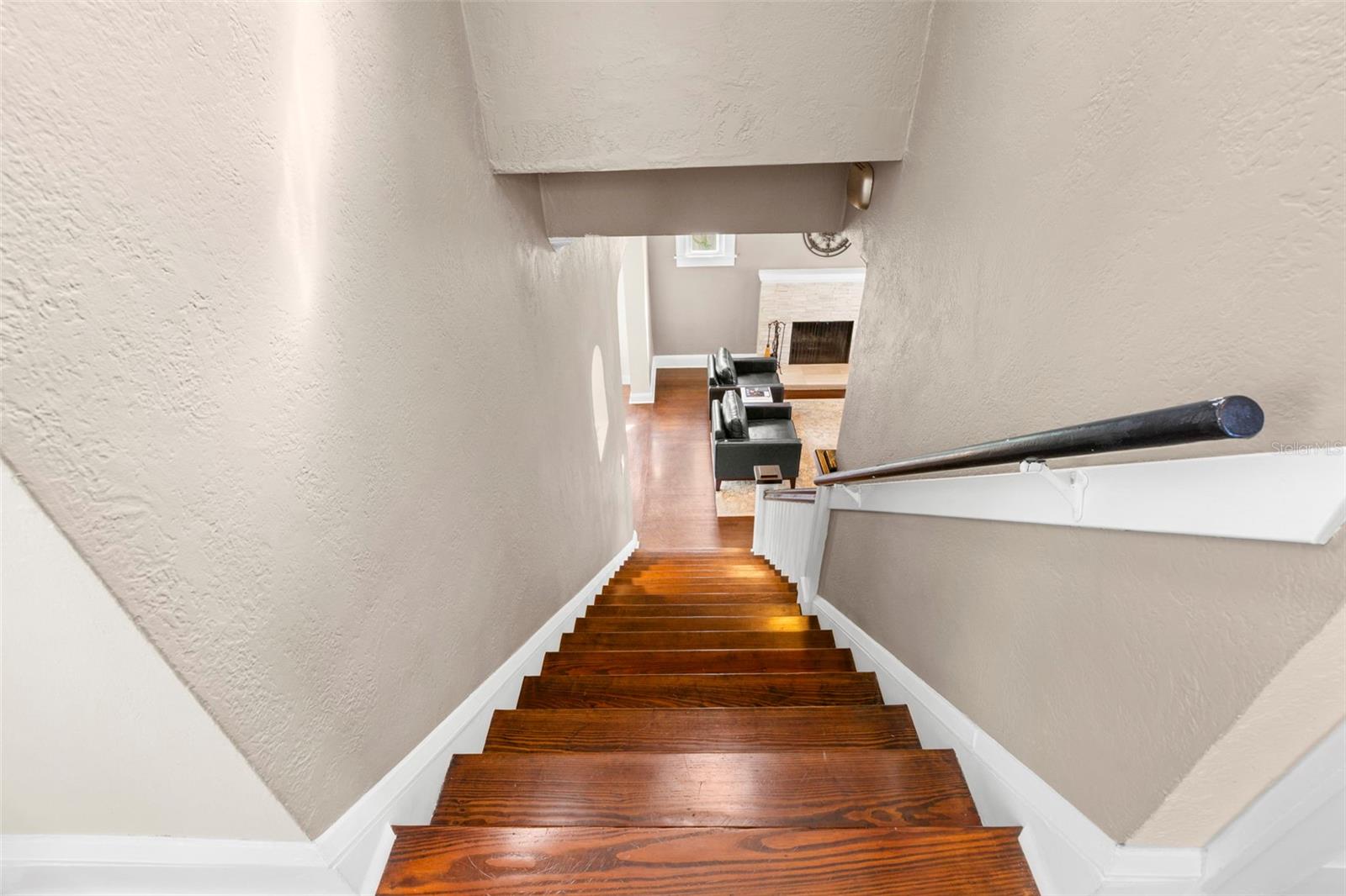 415 20TH AVE NE — photo 42