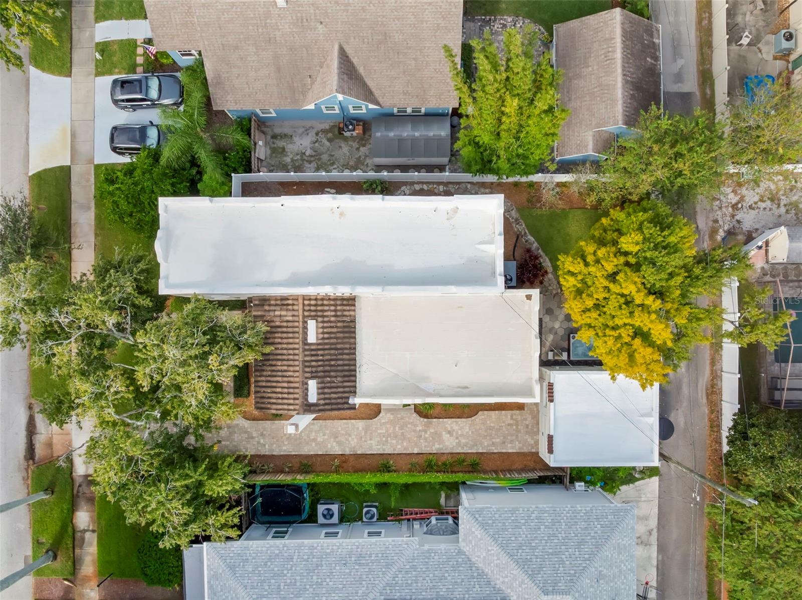 415 20TH AVE NE — photo 55
