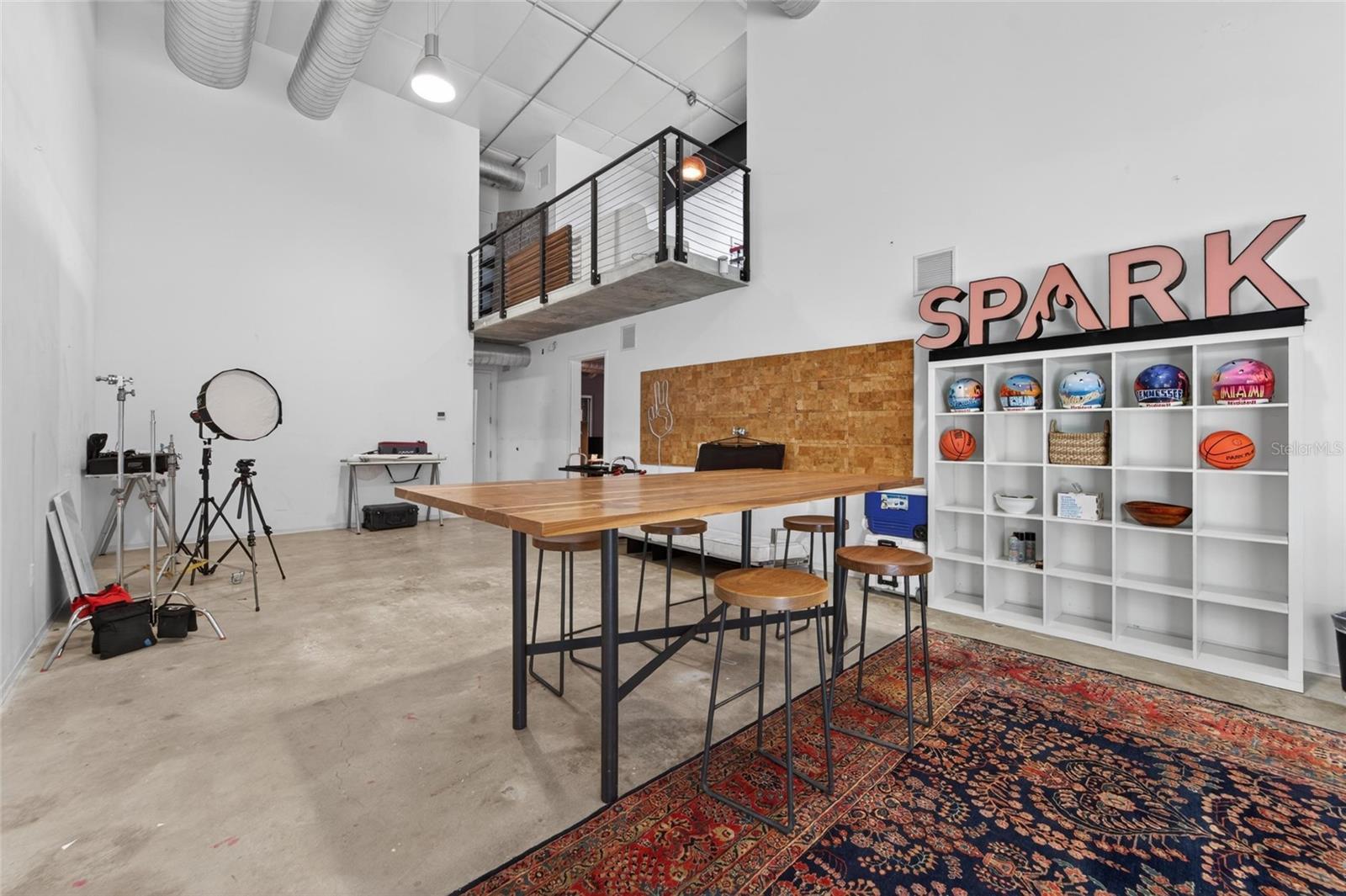 2309 W PLATT ST — photo 29