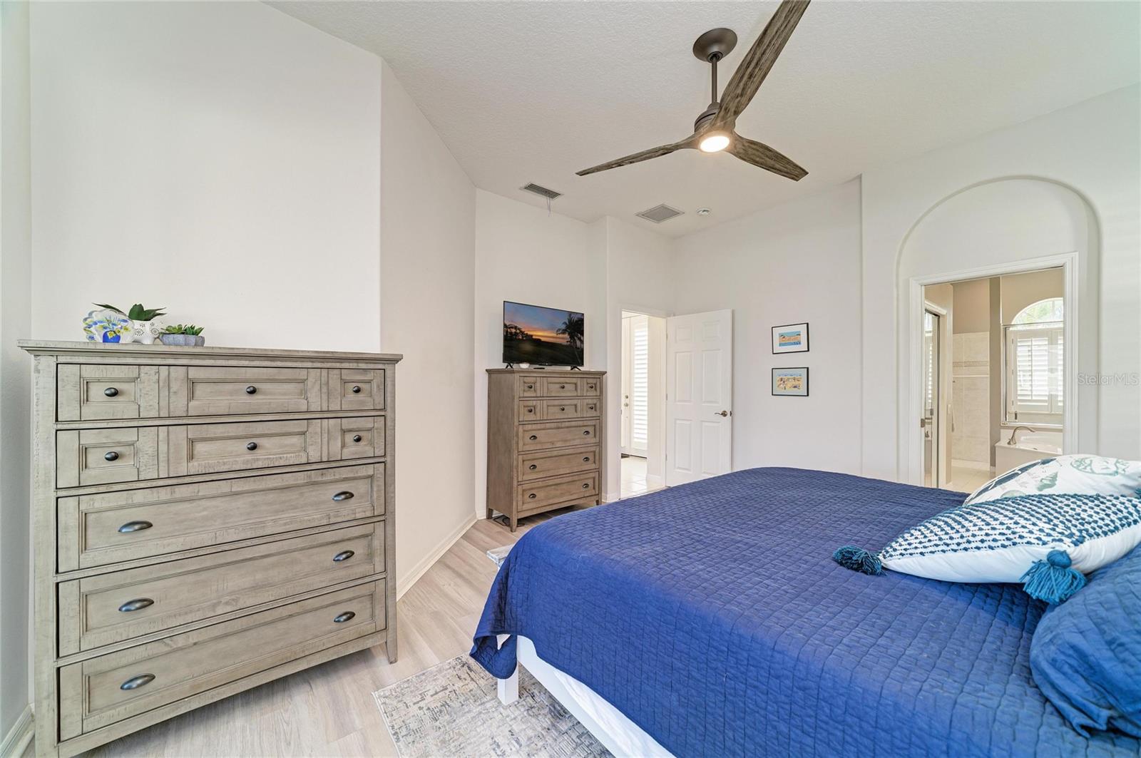 4727 COMPASS DR — photo 23