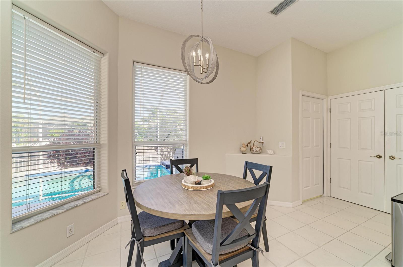 4727 COMPASS DR — photo 21