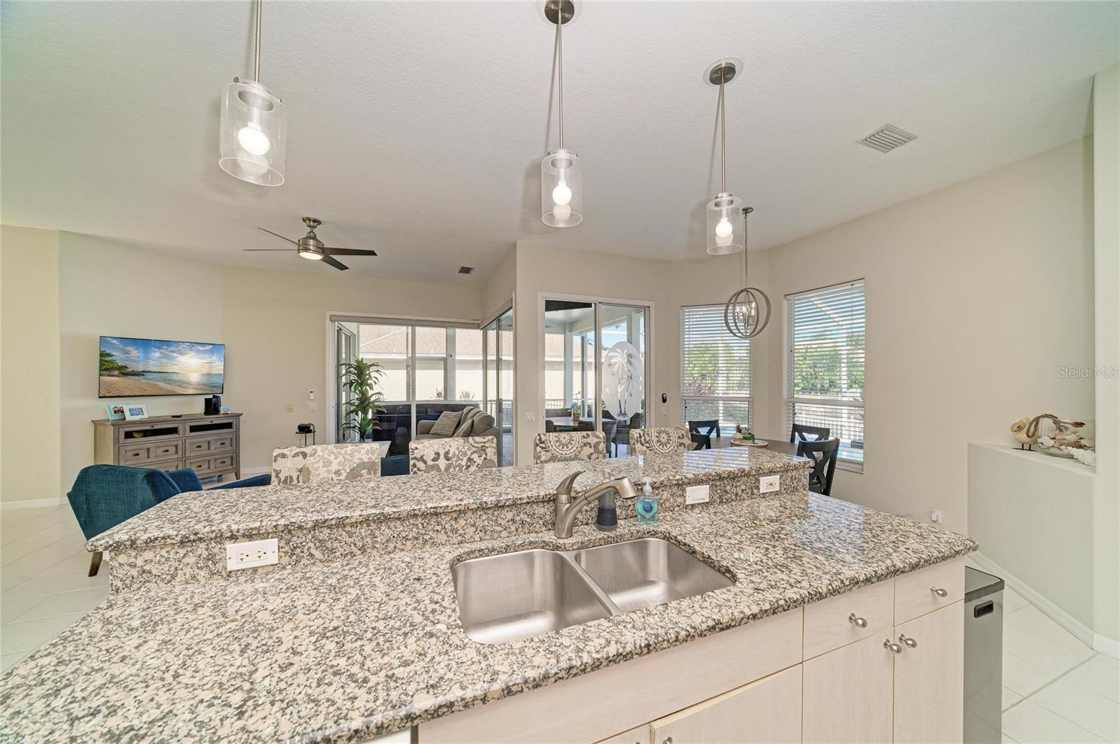 4727 COMPASS DR — photo 17
