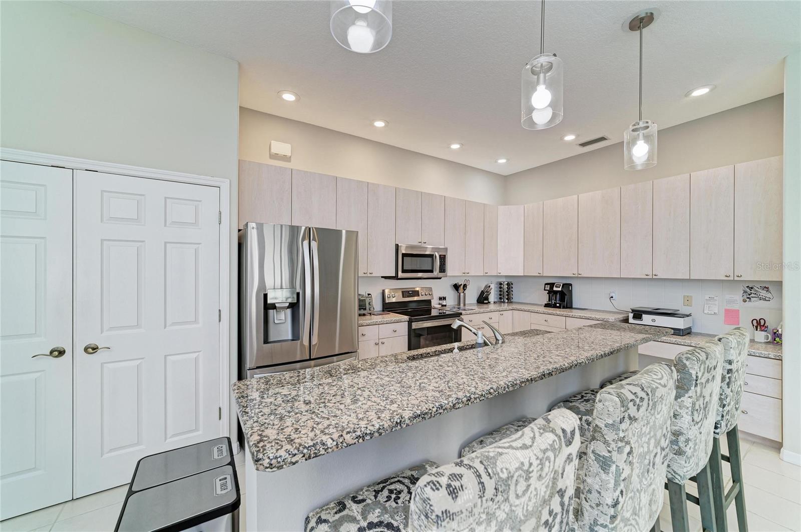 4727 COMPASS DR — photo 14