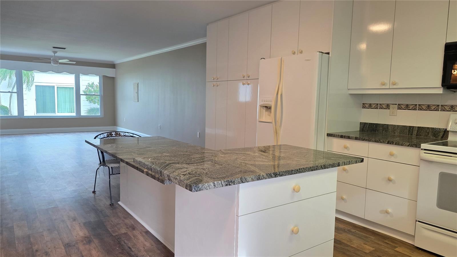 9711 SANTA MARIA CT #9711 — photo 10