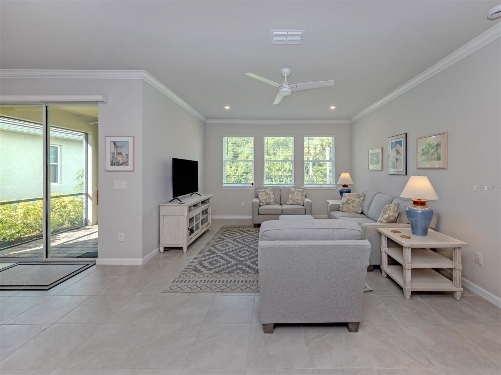 20261 SYMPHONY PL — photo 6