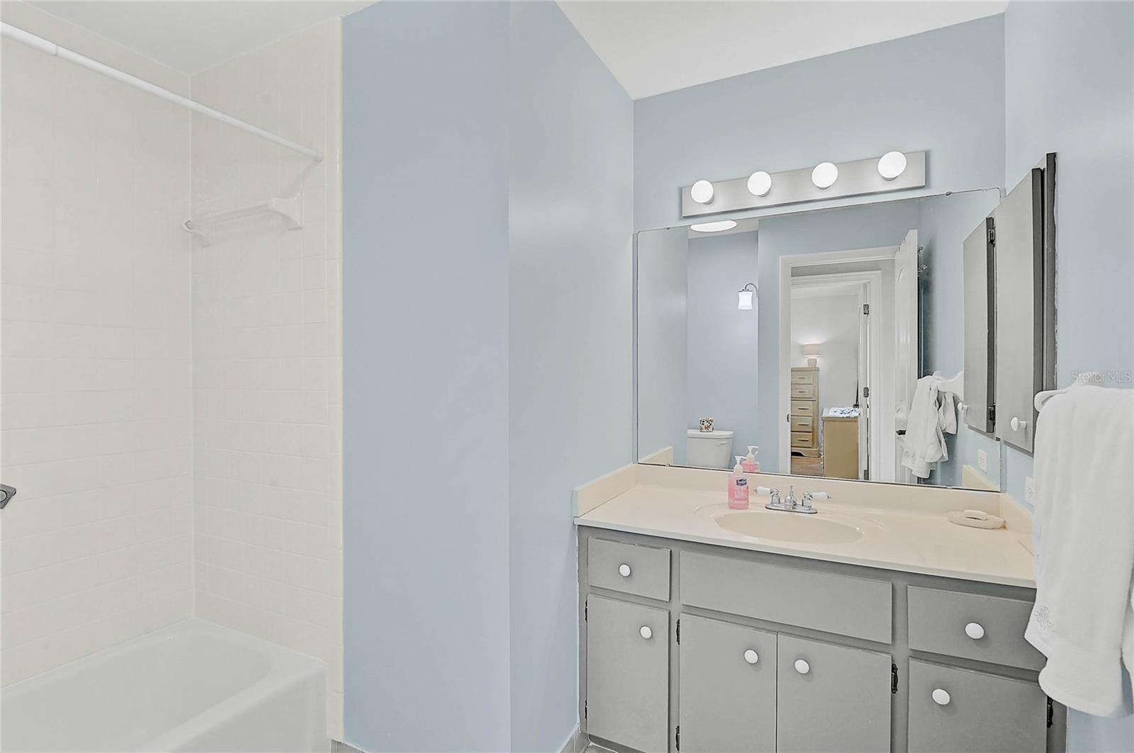 3216 MEADOW RUN DR — photo 19