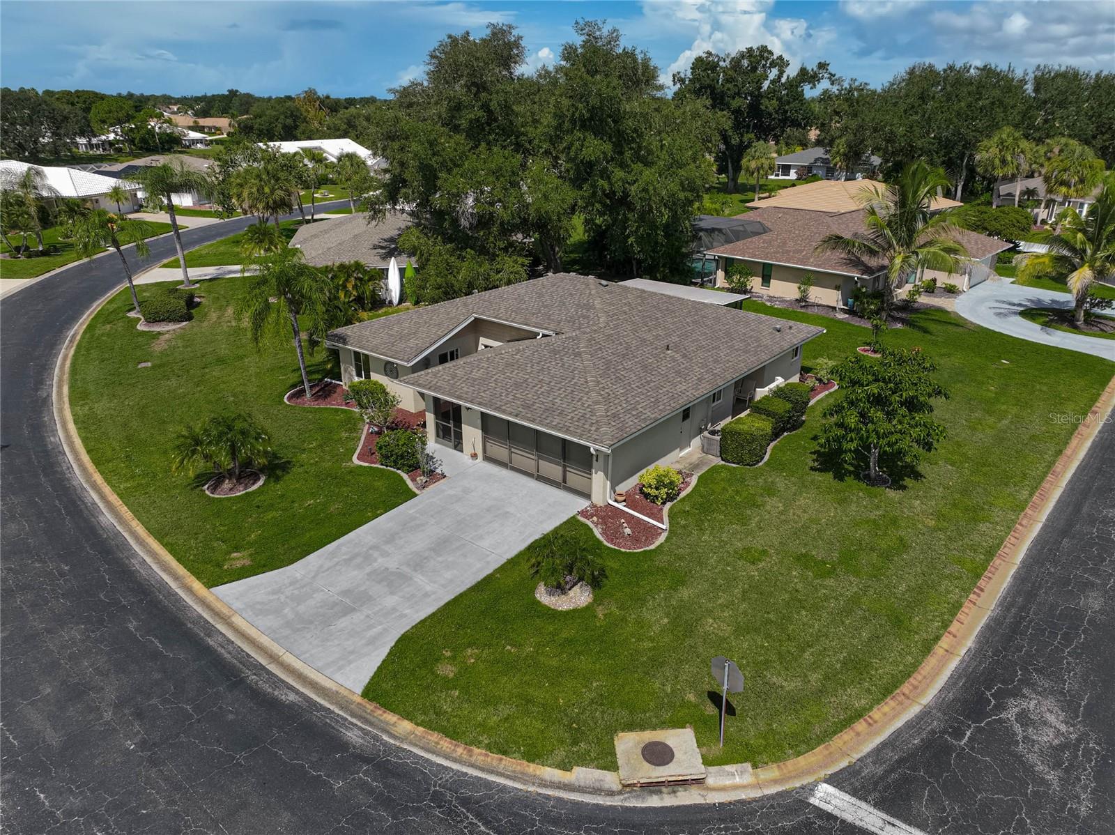 3216 MEADOW RUN DR — photo 35