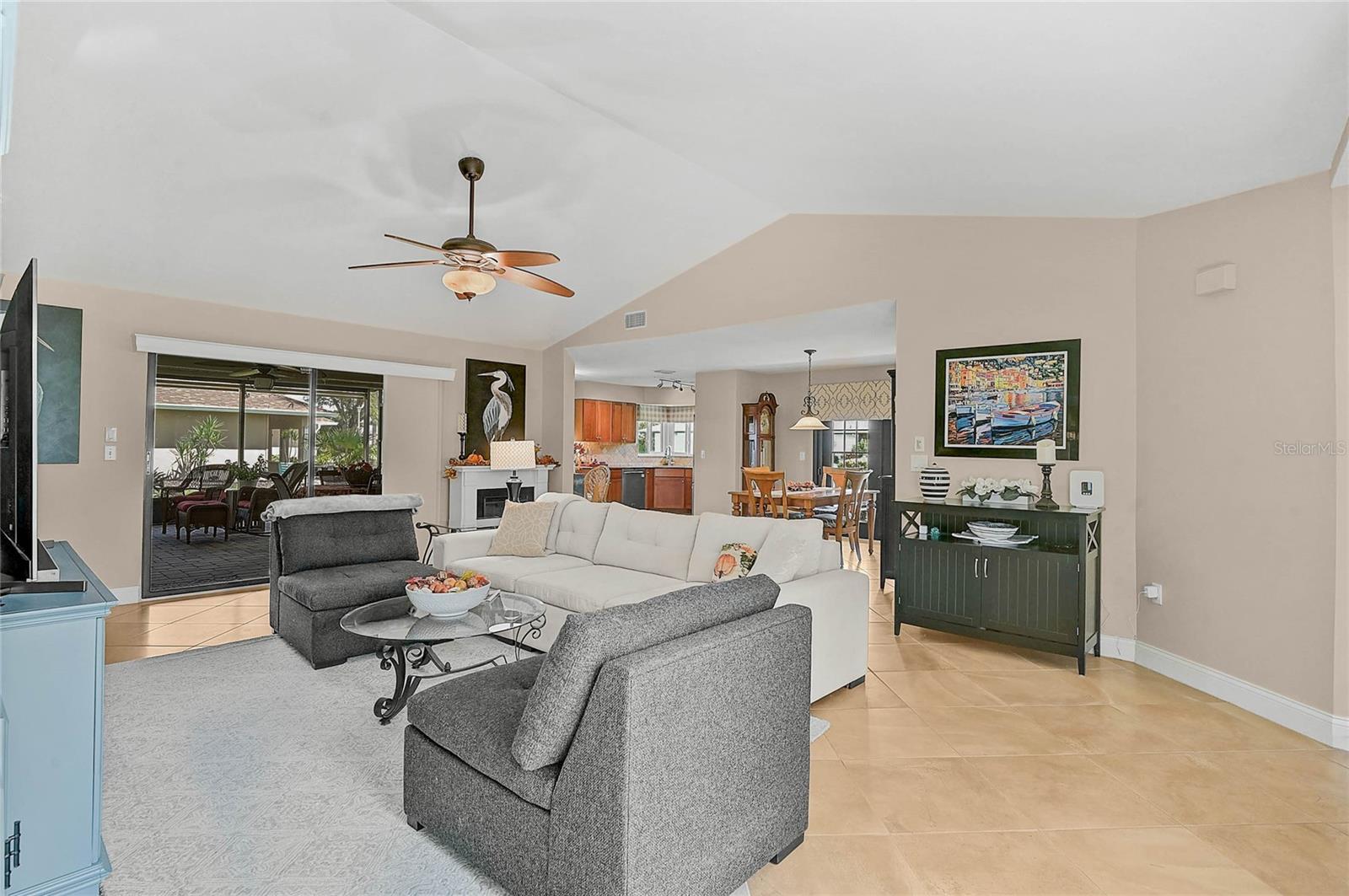 3216 MEADOW RUN DR — photo 4