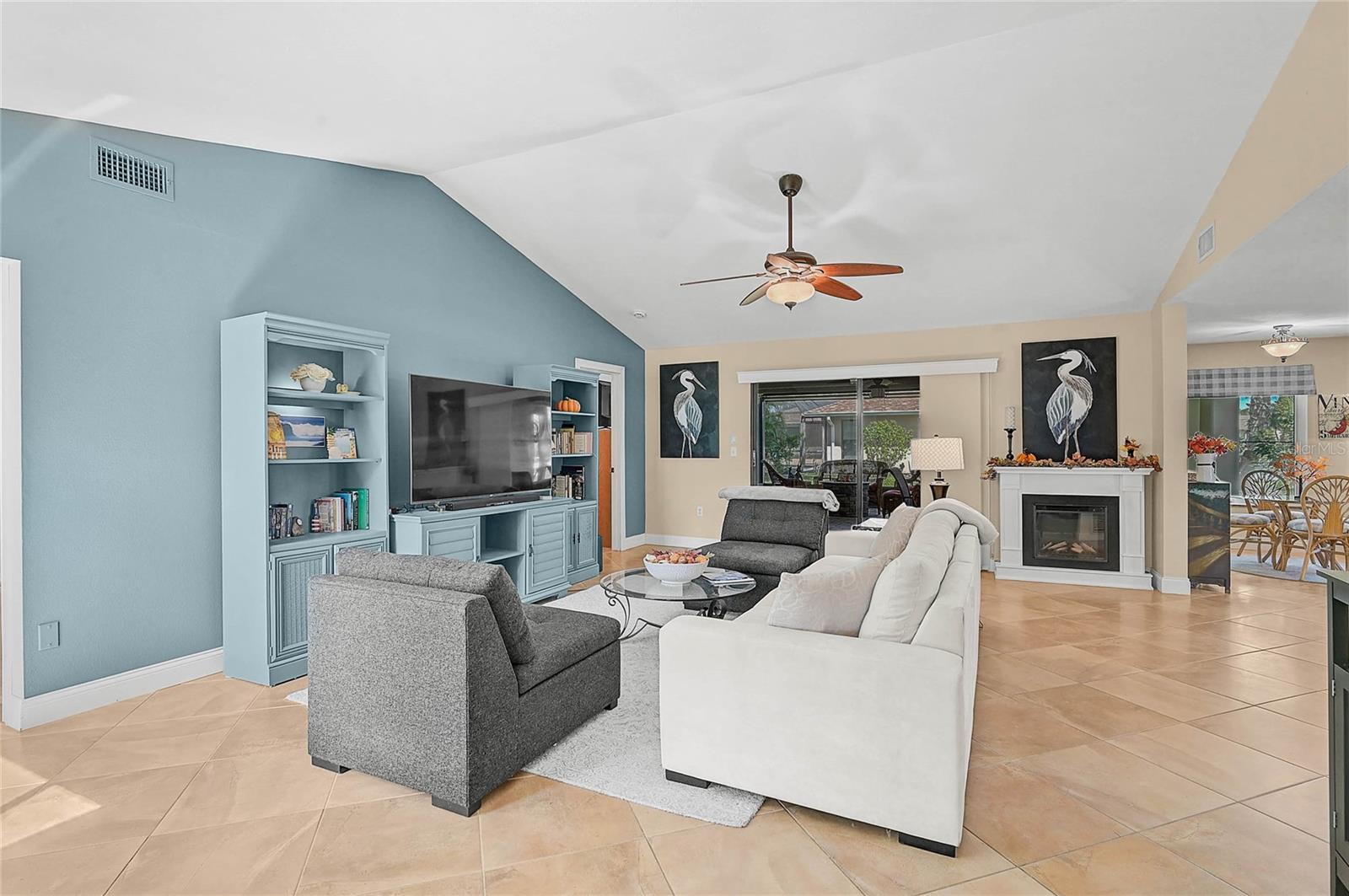 3216 MEADOW RUN DR — photo 3