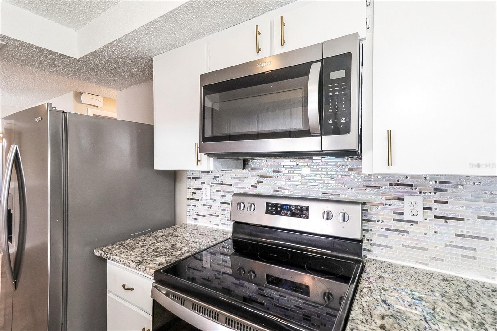 6452 LANGSTON AVE — photo 14