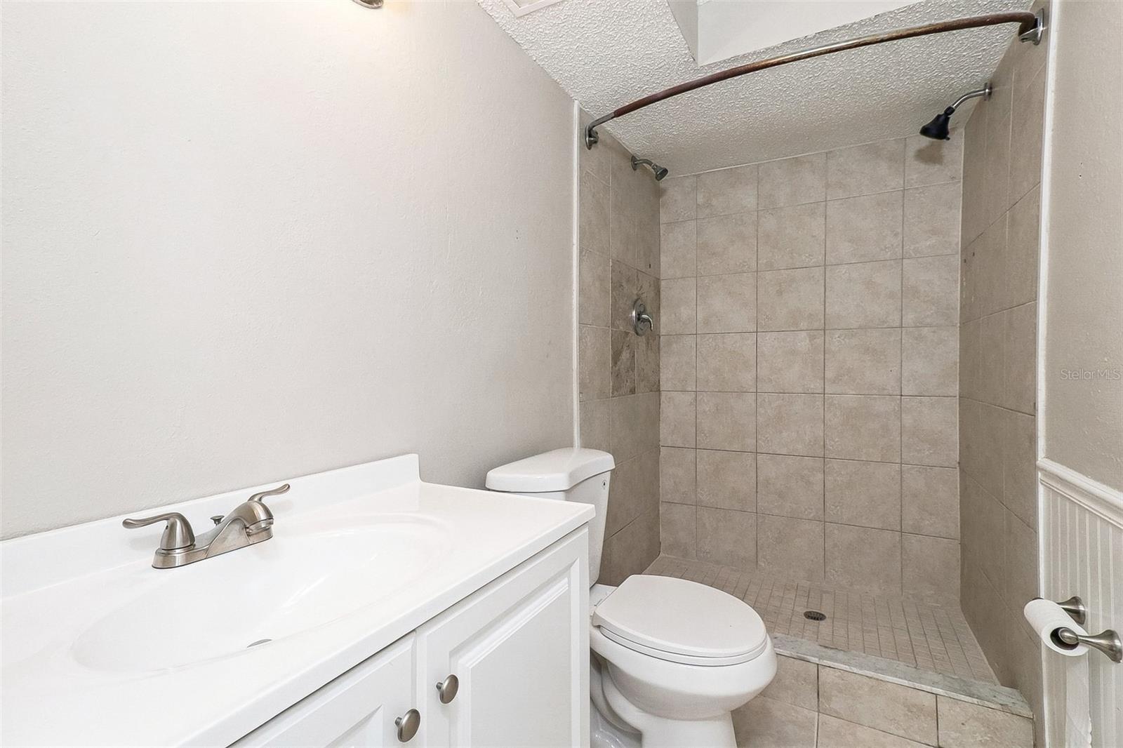 6452 LANGSTON AVE — photo 16