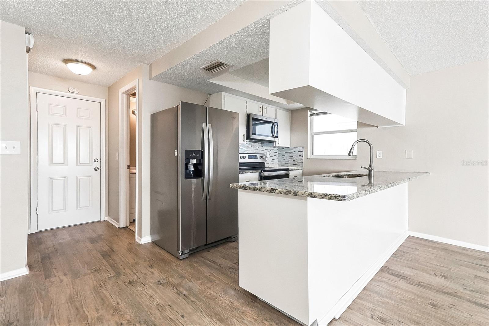 6452 LANGSTON AVE — photo 15