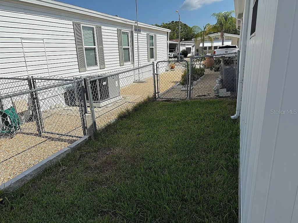 7306 CASCADE DR — photo 23