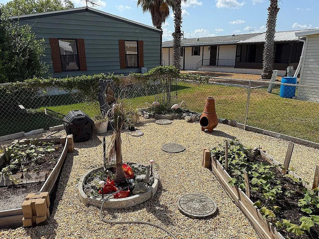 7306 CASCADE DR — photo 25
