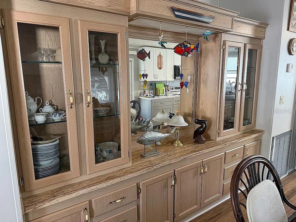 7306 CASCADE DR — photo 6
