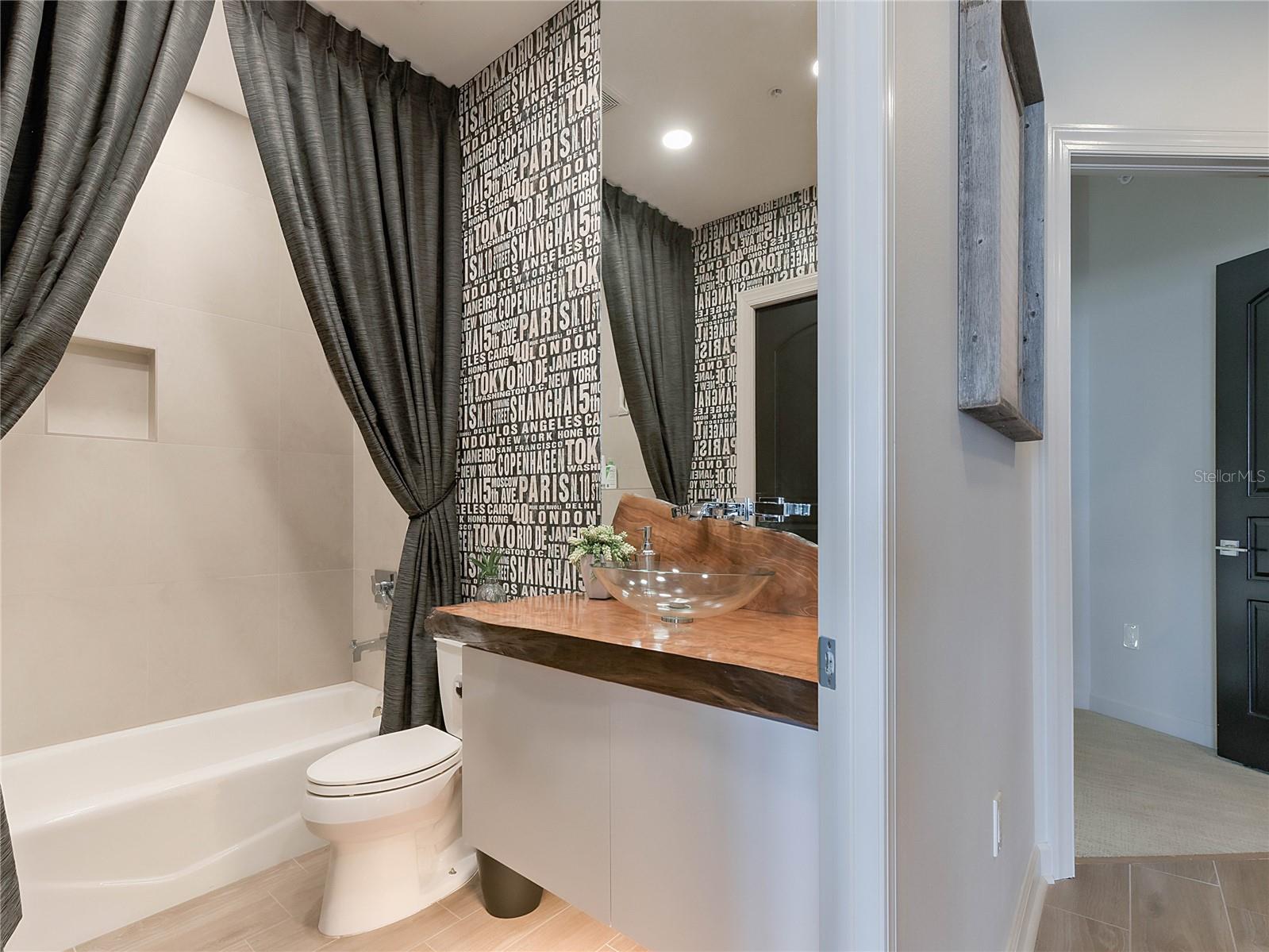 288 BEACH DR NE #6A — photo 41