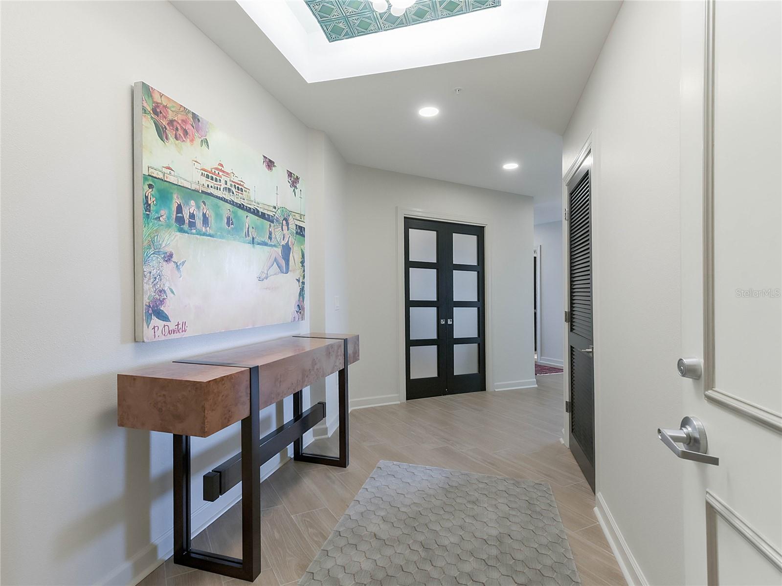 288 BEACH DR NE #6A — photo 4