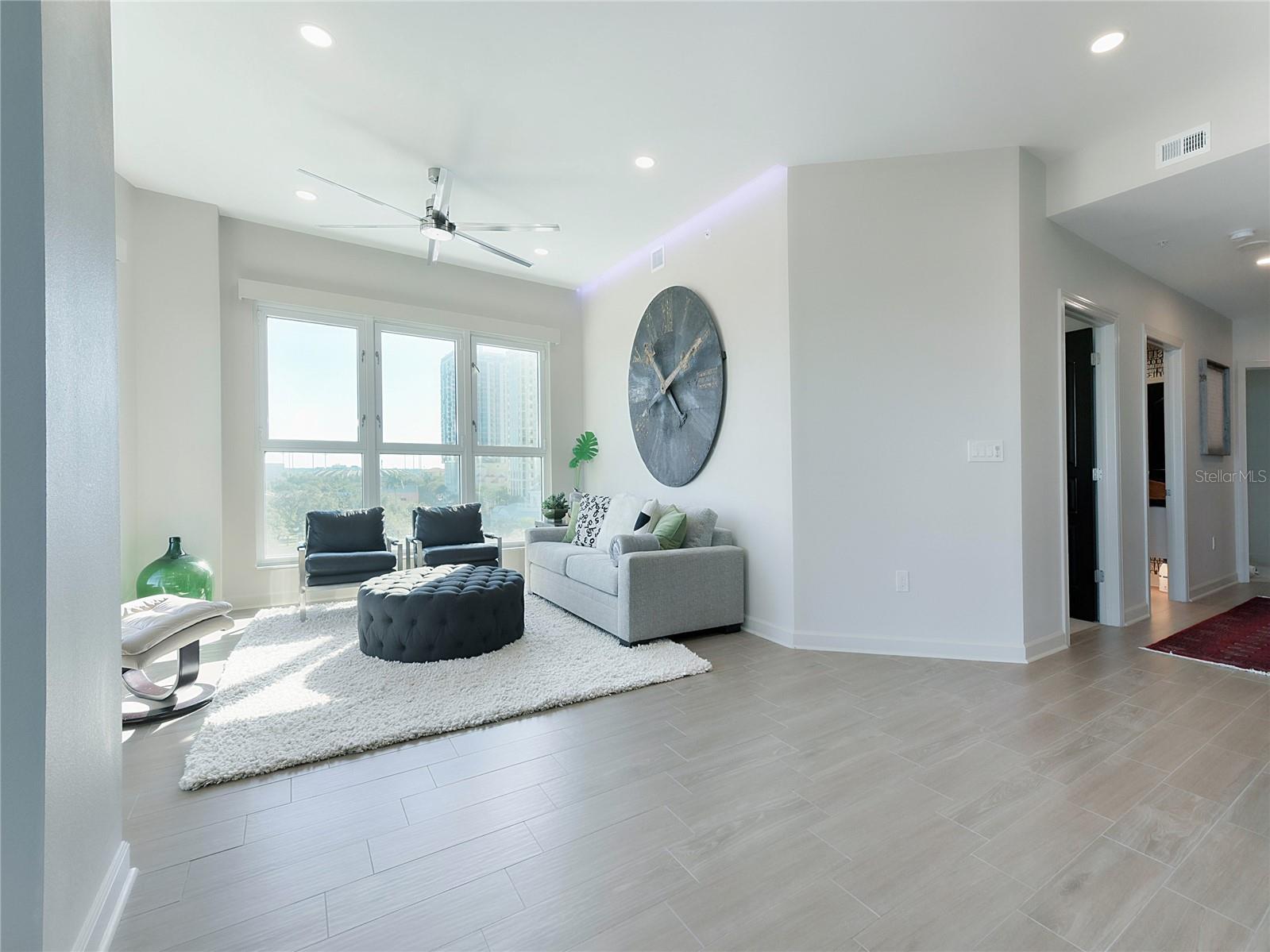 288 BEACH DR NE #6A — photo 12