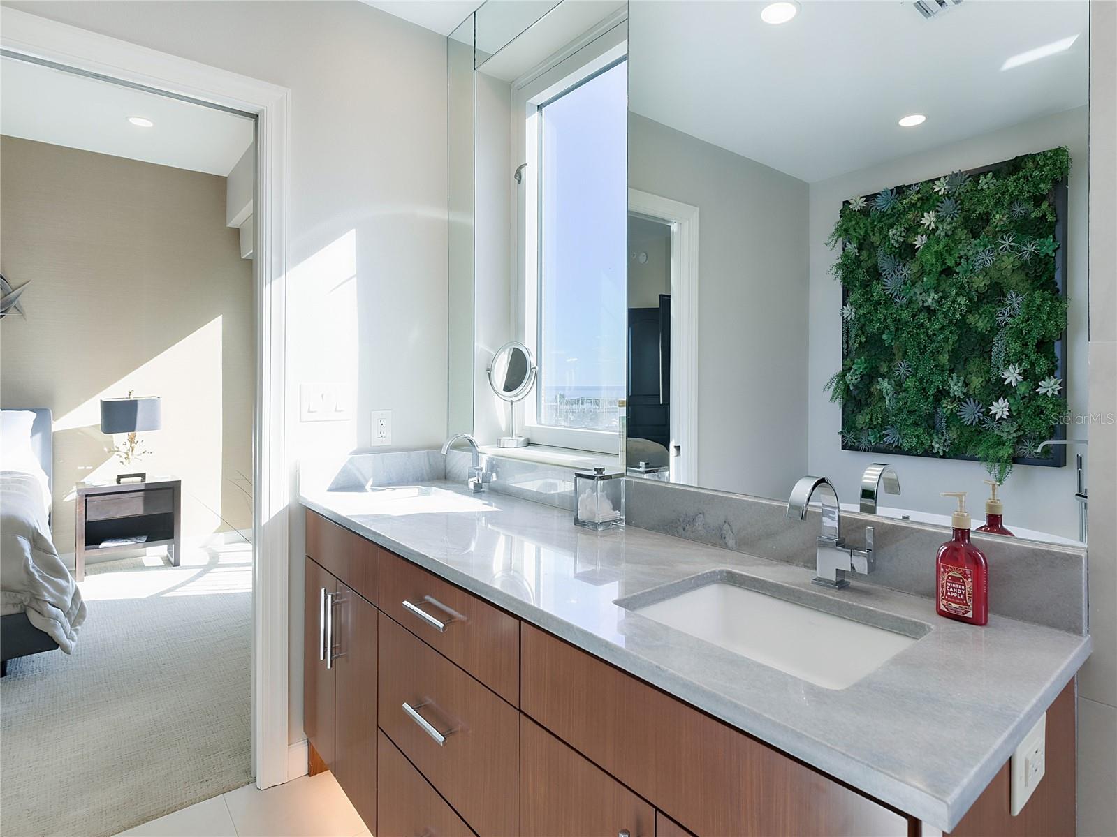 288 BEACH DR NE #6A — photo 31