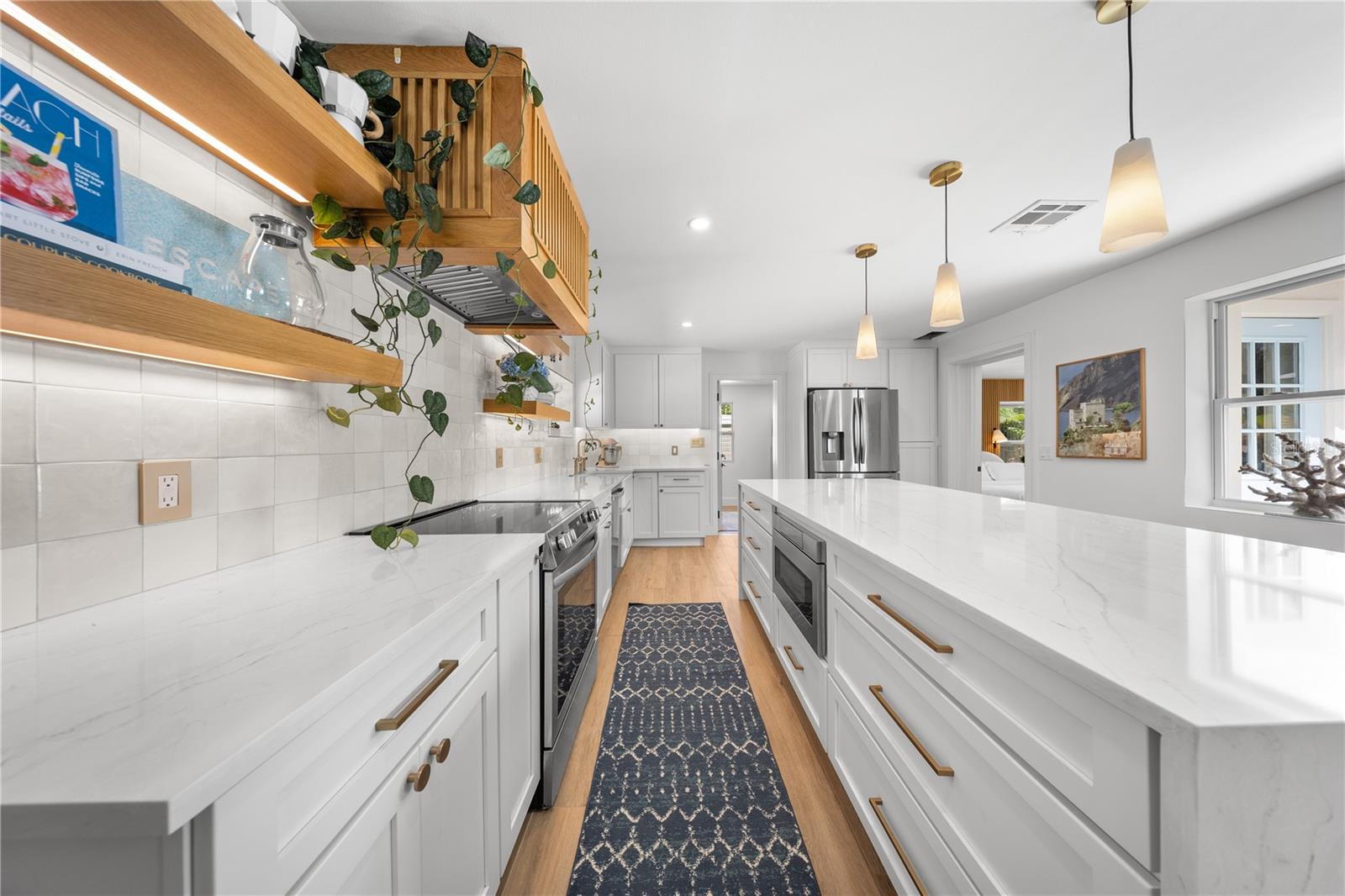 4317 1ST AVENUE DR NW — photo 6