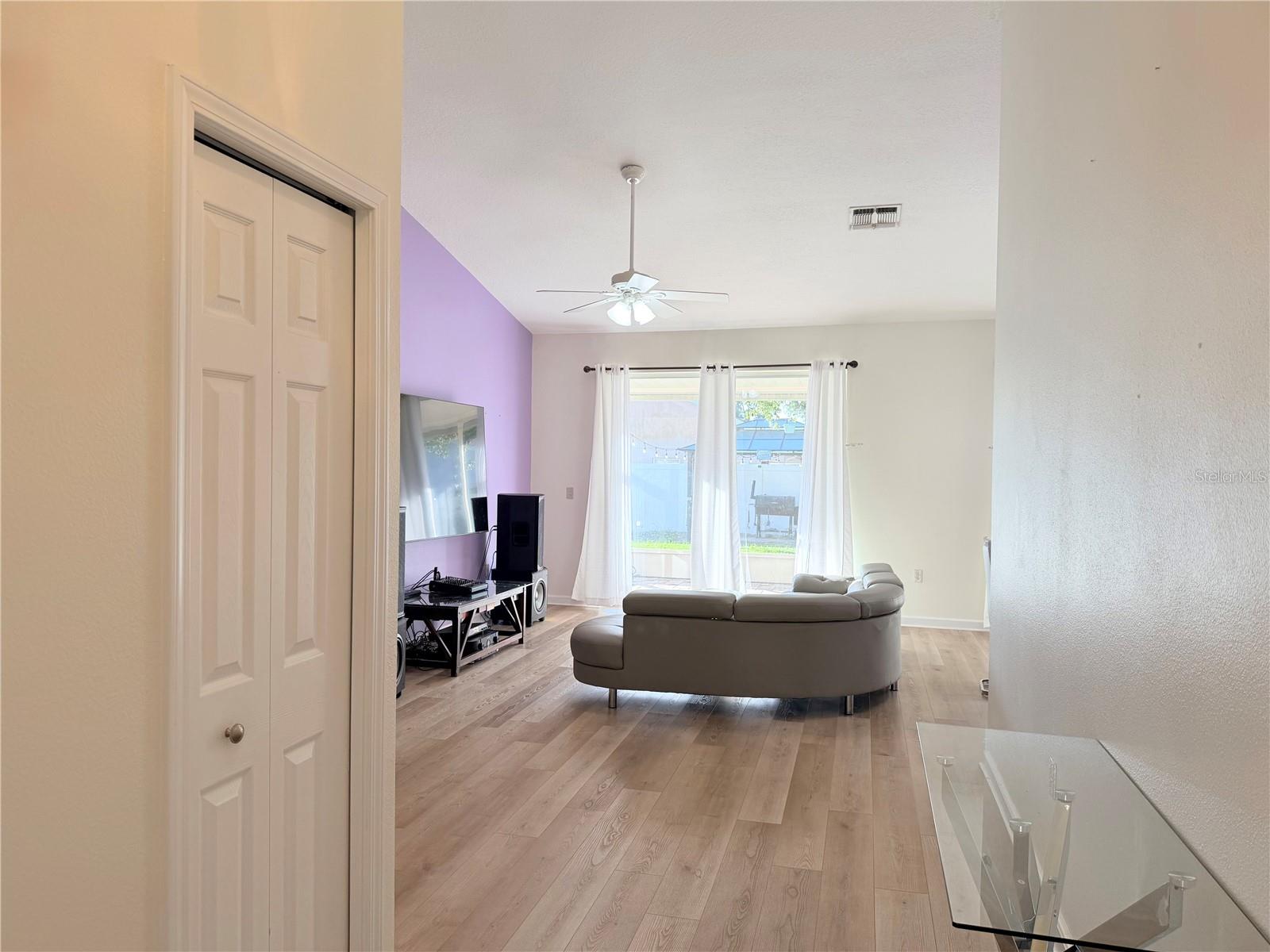 24604 LAUREL RIDGE DR — photo 2