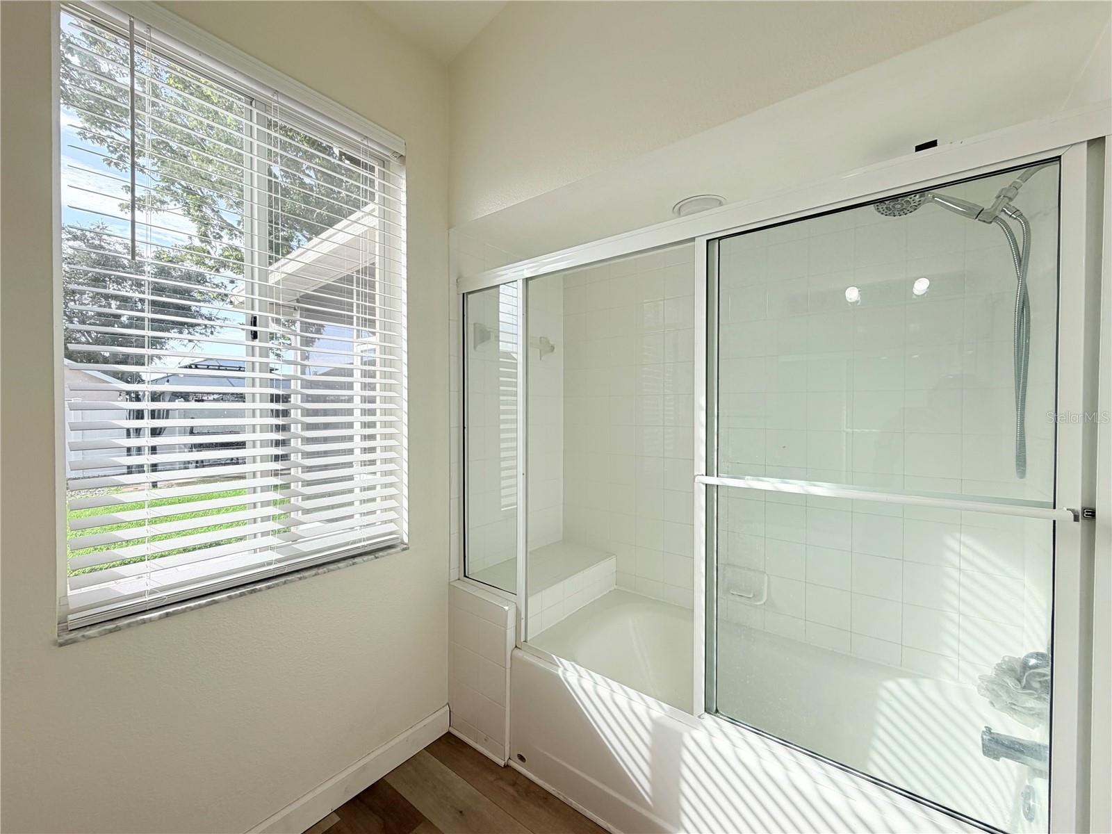 24604 LAUREL RIDGE DR — photo 13