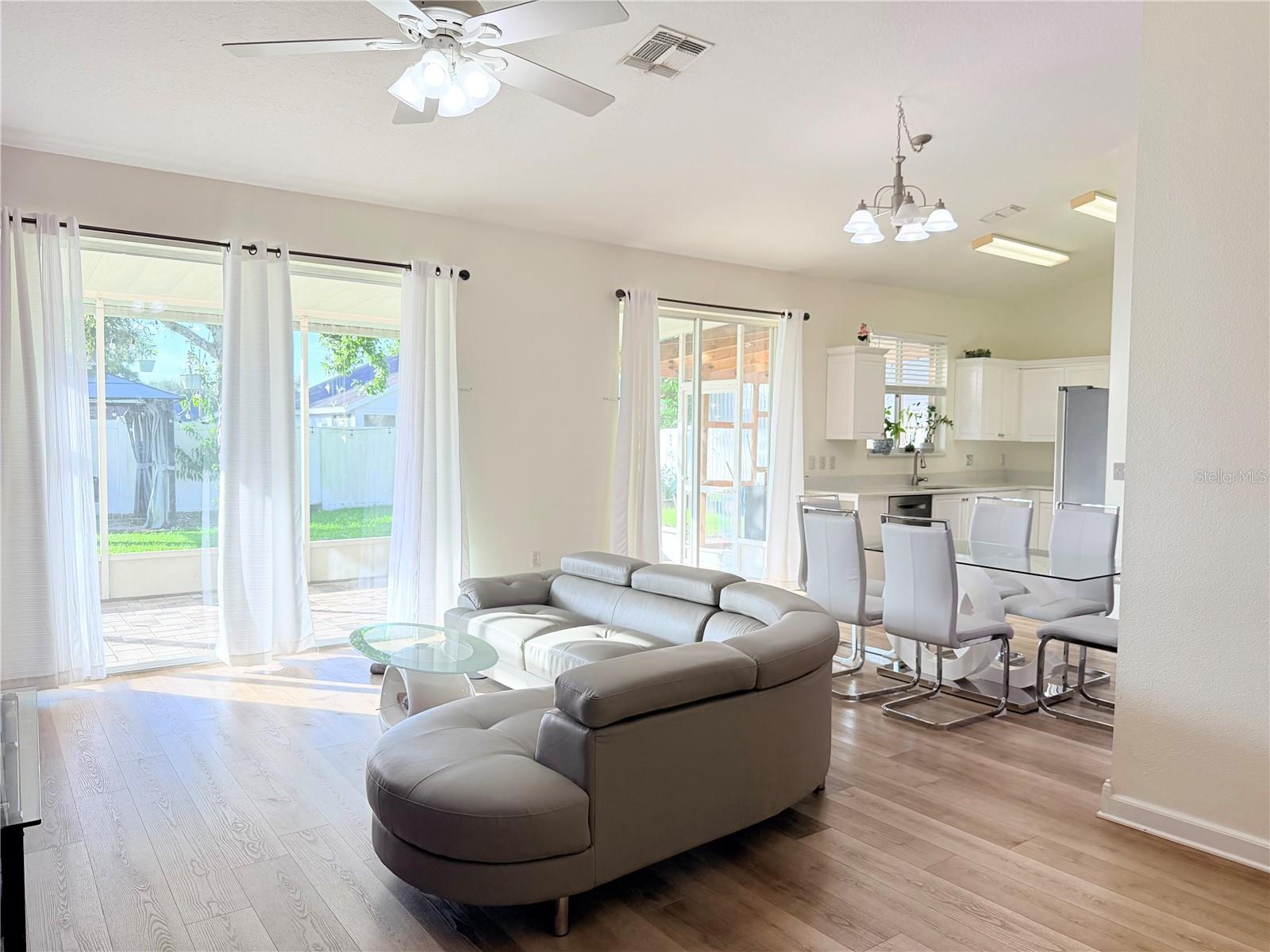24604 LAUREL RIDGE DR — photo 4