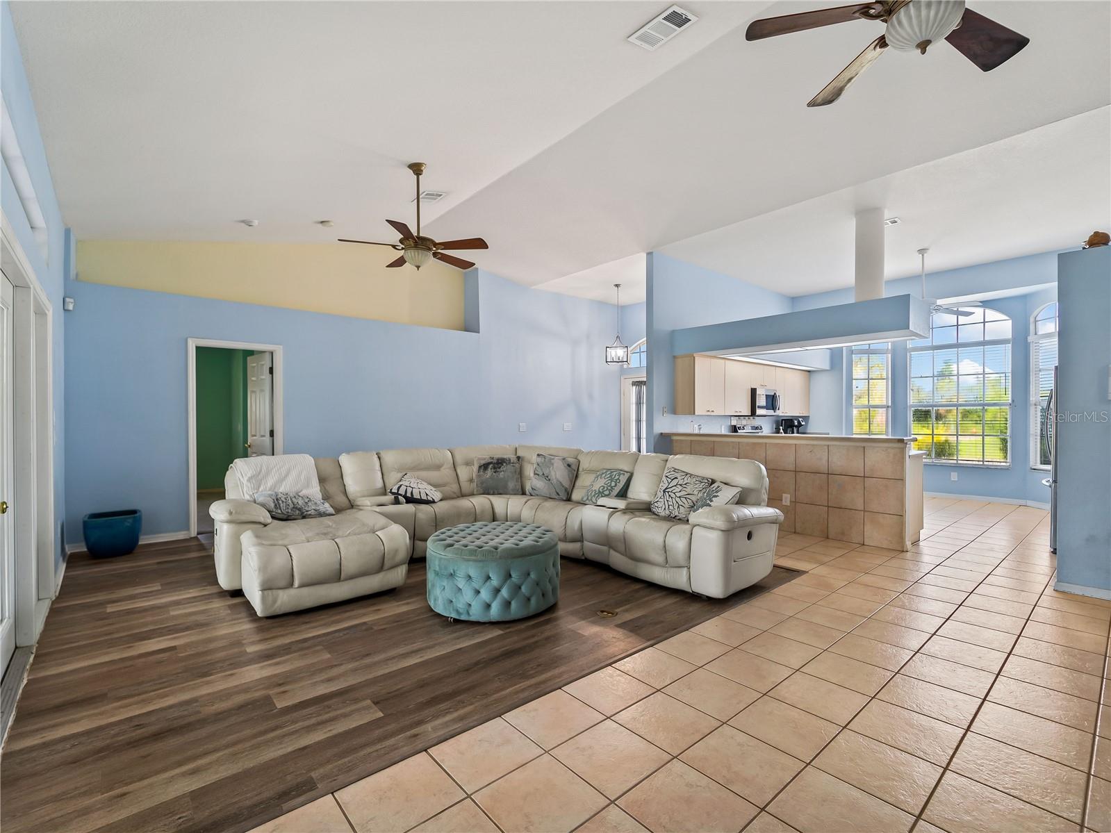 1642 MILAN ST — photo 18
