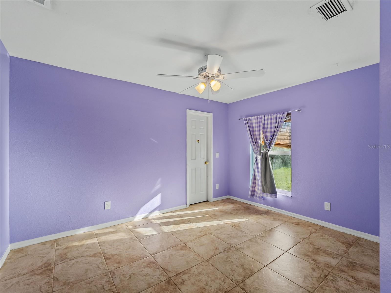 1642 MILAN ST — photo 46