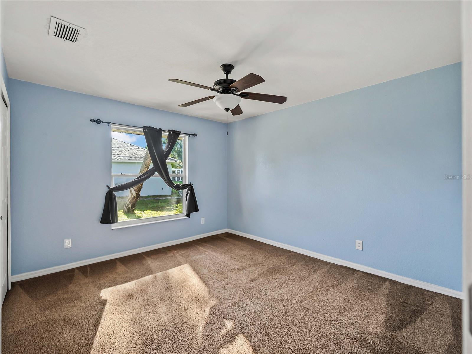 1642 MILAN ST — photo 44