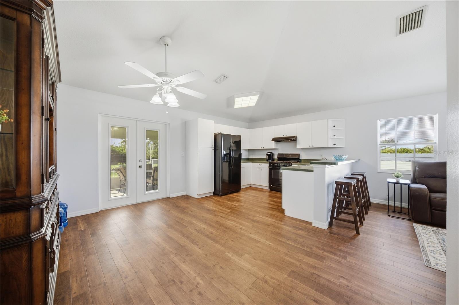 1017 77TH ST E — photo 11