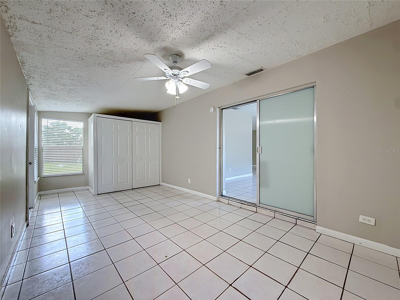 4923 CRESTHILL DR — photo 39
