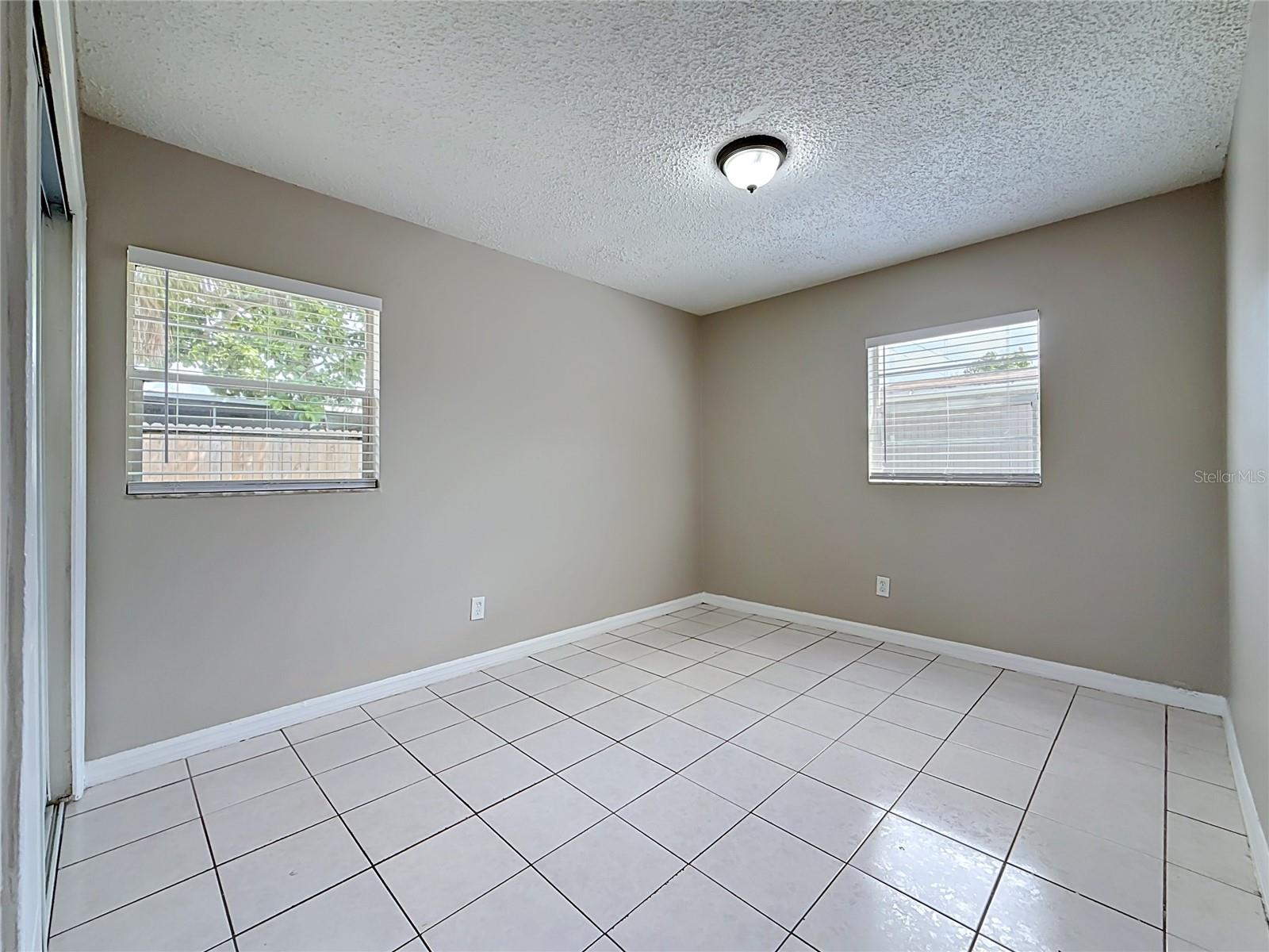 4923 CRESTHILL DR — photo 60