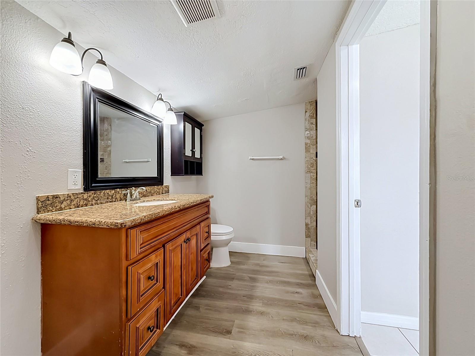 4923 CRESTHILL DR — photo 51