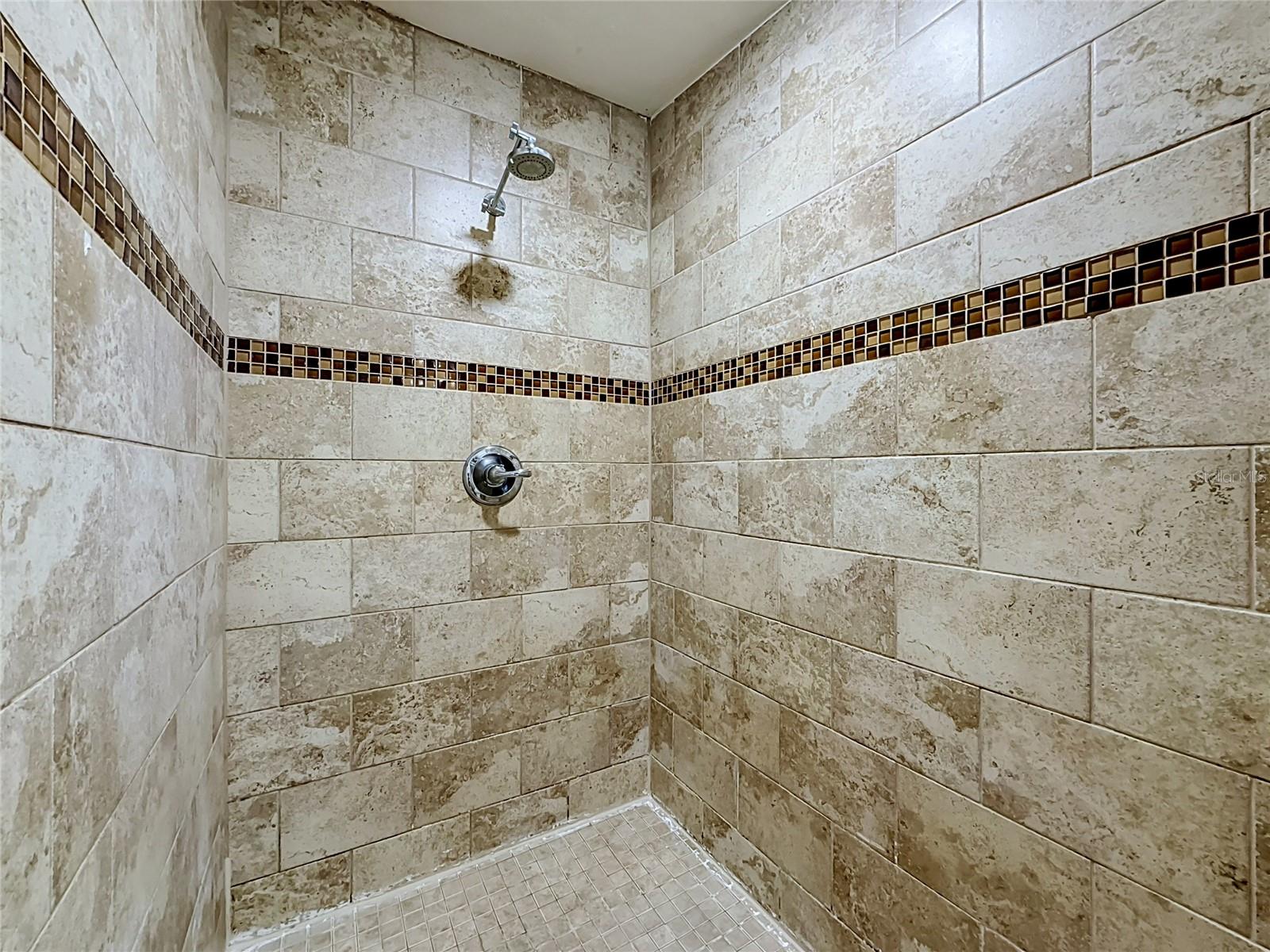 4923 CRESTHILL DR — photo 55