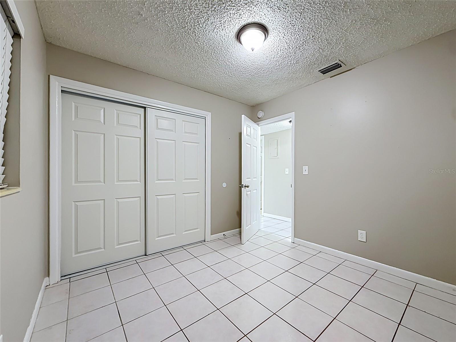 4923 CRESTHILL DR — photo 59