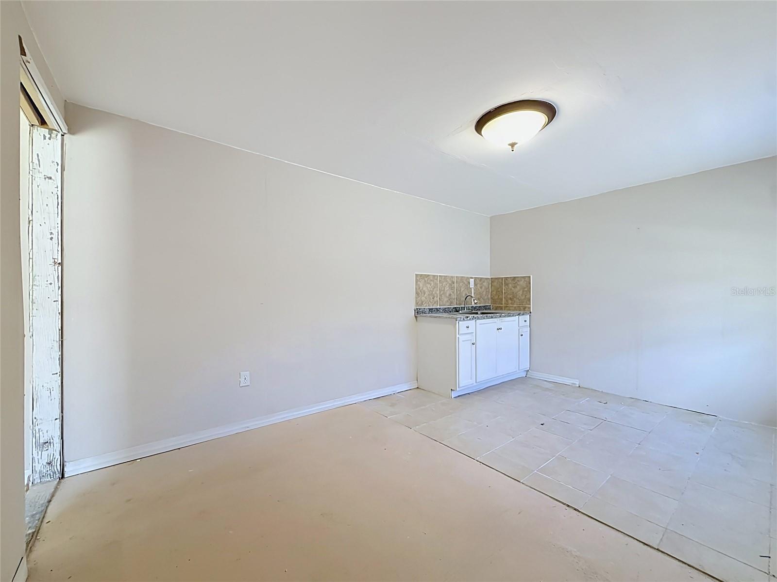 4923 CRESTHILL DR — photo 65